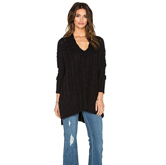 Free People Sweaters - 🎉SOLD🎉Free People easy cable knit sweater